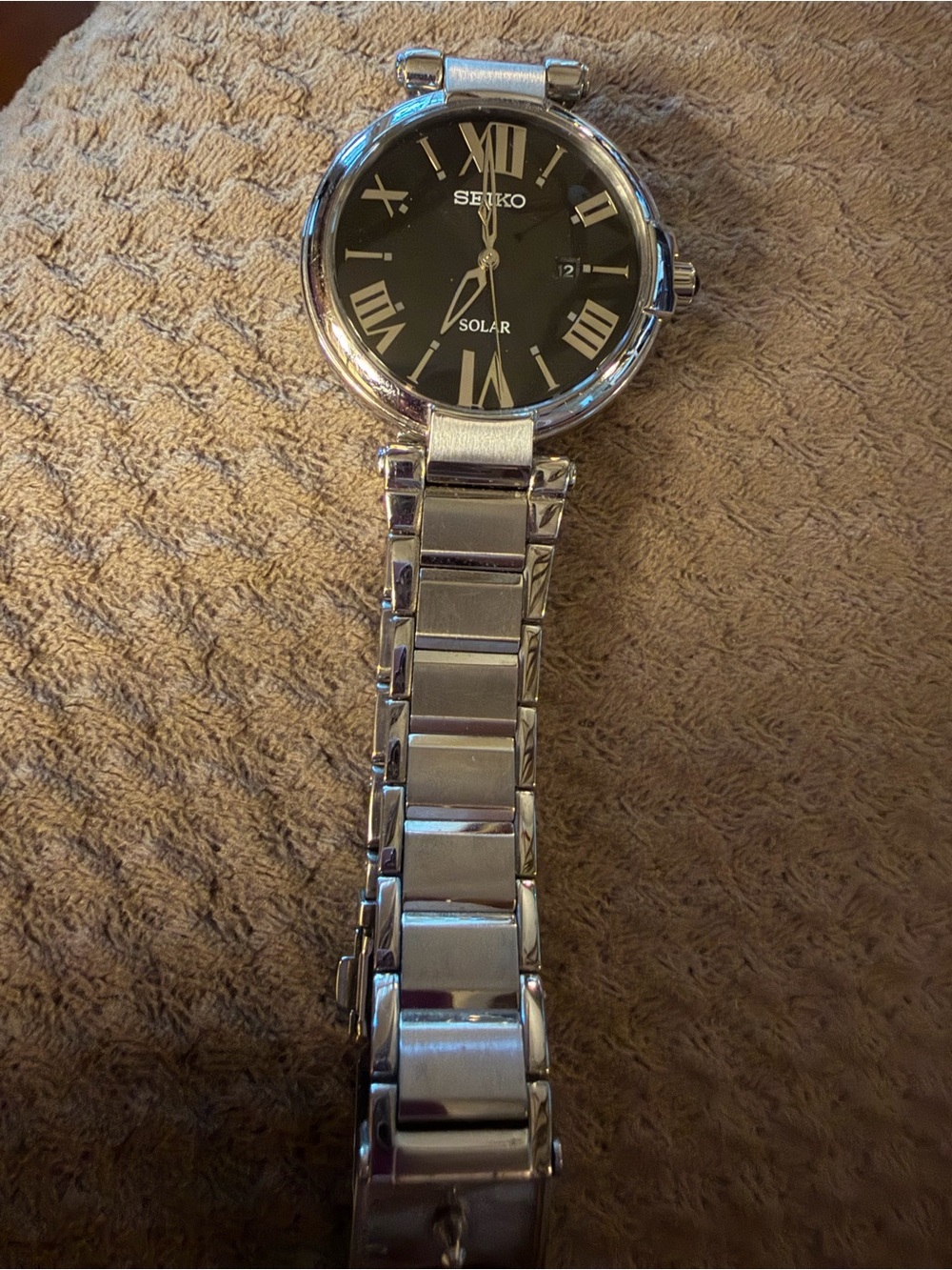Seiko Solar Women’s Stainless Steel Watch Dark Dial Date Display Working